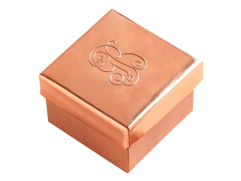 two-piece-gold-embossed-boxes